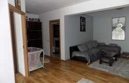 Apartament modern de 2 camere, etaj intermediar, zona Florilor