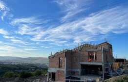 Exclusiv ! Casa cuplata 114 mp utili, 250mp teren, panorama intr un  ansamblu de case premium