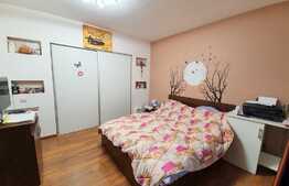 3 camere, parter inalt, parcare! Zona strazii Eroilor!