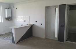  2 camere, semidecomandat, etaj intermediar, balcon, zona Porii!