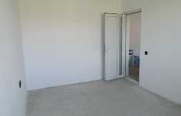  2 camere, semidecomandat, etaj intermediar, balcon, zona Porii!