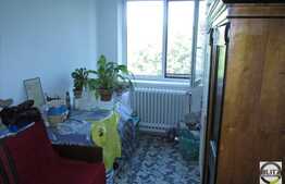 4 camere, 71 mp, decomandat, zona strazii Baisoara!