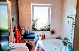 3 camere semidecomandate, parcare si balcon! zona Eroilor