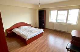 Apartament 3 camere, 78 mp, semidecomandat, zona strazii Nicolae Titulescu