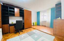 Apartament de 4 camere, 130 mp, 2 terase, parcare, AC, zona Minerva