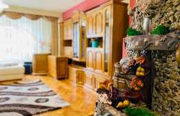 Apartament de 4 camere, 130 mp, 2 terase, parcare, AC, zona Minerva