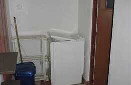 Garsoniera, 28 mp, imobil nou, mobilat! Zona strazii Beiusului!