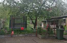 De vanzare casa, singur in curte, 1000 mp teren, 120 utili, Zona Ciuperca