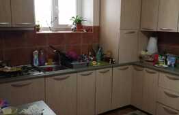 De vanzare casa, singur in curte, 1000 mp teren, 120 utili, Zona Ciuperca