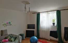 De vanzare casa, singur in curte, 1000 mp teren, 120 utili, Zona Ciuperca