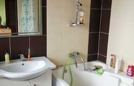 De vanzare casa, singur in curte, 1000 mp teren, 120 utili, Zona Ciuperca