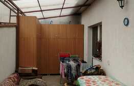 De vanzare casa, singur in curte, 1000 mp teren, 120 utili, Zona Ciuperca