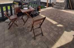 Casa 4 camere, magazie 12 mp, 2 terase, 240 mp teren, zona Tauti