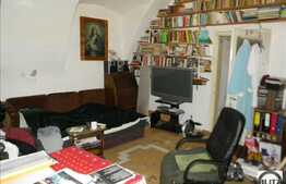 De vanzare 4 camere, 84 mp la cateva minute de Piata Avram Iancu