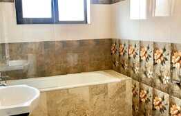 Duplex la prima inchiriere 120 mp utili, teren 150 mp, garaj 50 mp, zona Eugen Ionesco 