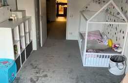 Apartament de 3 camere, 94 mp, decomandat