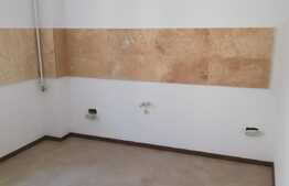 Apartament de 3 camere, 71 mp, terasa 8 mp, Tractorul! 