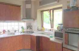 Casa 131 mp, teren 335 mp, locatie excelenta!