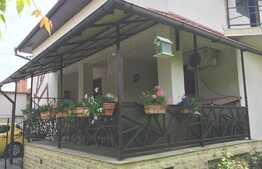 Casa 131 mp, teren 335 mp, locatie excelenta!