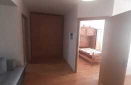 Apartament de 58 mp utili, parcare, etaj intermediar, zona Florilor
