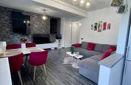 Apartament de lux, 3 camere, 2 bai, parcare, zona Subcetate