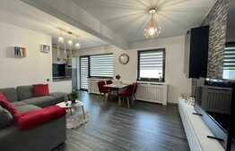 Apartament de lux, 3 camere, 2 bai, parcare, zona Subcetate