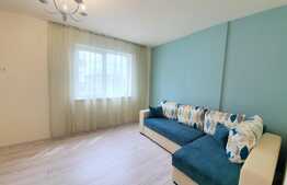 2 camere decomandate, etaj intermediar, parcare! Zona Vivo!