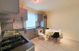 2 camere decomandate, etaj intermediar, parcare! Zona Vivo!