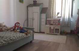 Apartament 3 camere, 78 mp, zona Tractorul