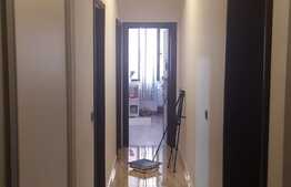 Apartament 3 camere, 78 mp, zona Tractorul