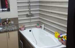 Apartament 3 camere, 78 mp, zona Tractorul