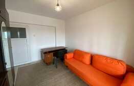 Apartament de 3 camere, decomandat, 70 mp, balcon, zona Fabricii