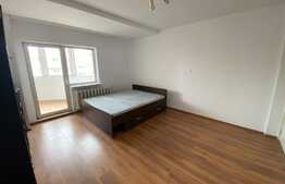 Apartament de 3 camere, decomandat, 70 mp, 3 balcoane, zona strazii Cipariu