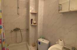 Apartament de 3 camere, decomandat, 70 mp, 3 balcoane, zona strazii Cipariu