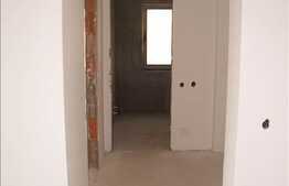 Vanzare 2 camere, 54 mp, semifinisat! Locatie buna din Floresti!