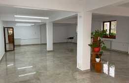 Spatiu comercial, 130 mp, zona Observator, 3 locuri parcare incluse