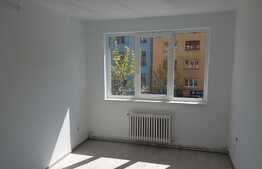 Apartament 3 camere decomandate, prima inchiriere, zona Centrala