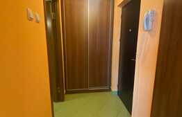 Apartament de 1 camere, 37 mp, prima inchiriere, balcon, zona Centrala
