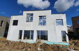 Casa cuplata,114 mp utili, 250 mp teren, ansamblu de case premium