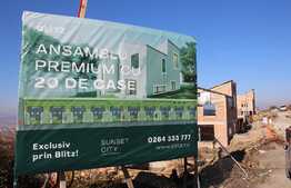 Exclusiv! Casa cuplata,114 mp utili, 250 mp teren, panorama intr-un ansamblu de case premium