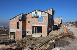 Exclusiv! Casa cuplata,114 mp utili, 250 mp teren, panorama intr-un ansamblu de case premium