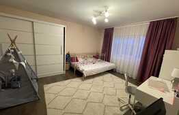  Apartament 3 camere decomandate, zona strazii Plopilor! 