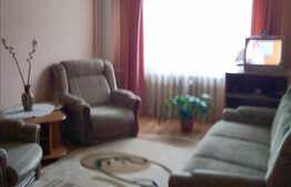 Apartament de vanzare, zona FSEGA, 2 camere decomandate, 55 mp. Boxa inclusa!