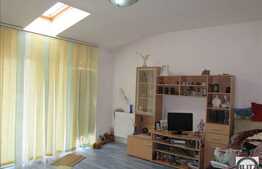 Mansarda cu 1 camera, 36 mp utili, balcon, zona Pietei Floresti!