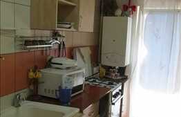 Mansarda cu 1 camera, 36 mp utili, balcon, zona Pietei Floresti!