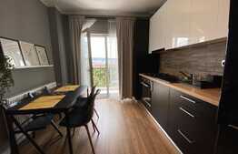 Apartament cu 2 camere, LUX, orientare sudica!
