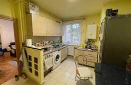 2 camere, etaj intermediar, zona Horea