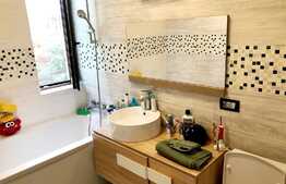 Apartament la cheie cu gradina de 100mp, 77mp, 3 camere semidecomandate! Zona Terra