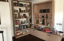 Apartament 4 camere, 110 mp, pe 2 niveluri, zona strazii Calea Baciului