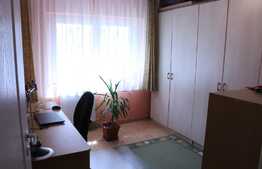 Apartament de 4 camere, 81 mp, decomandat, etaj intermediar, zona Calea Floresti